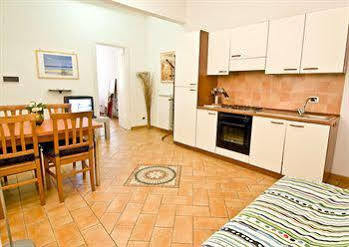Old Town Apartments Rome Buitenkant foto